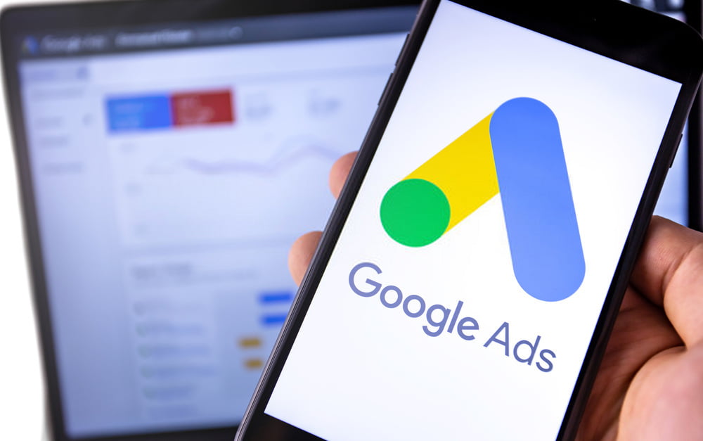 Cara mendapatkan uang dari Google yaitu dengan menggunakan Google Ads