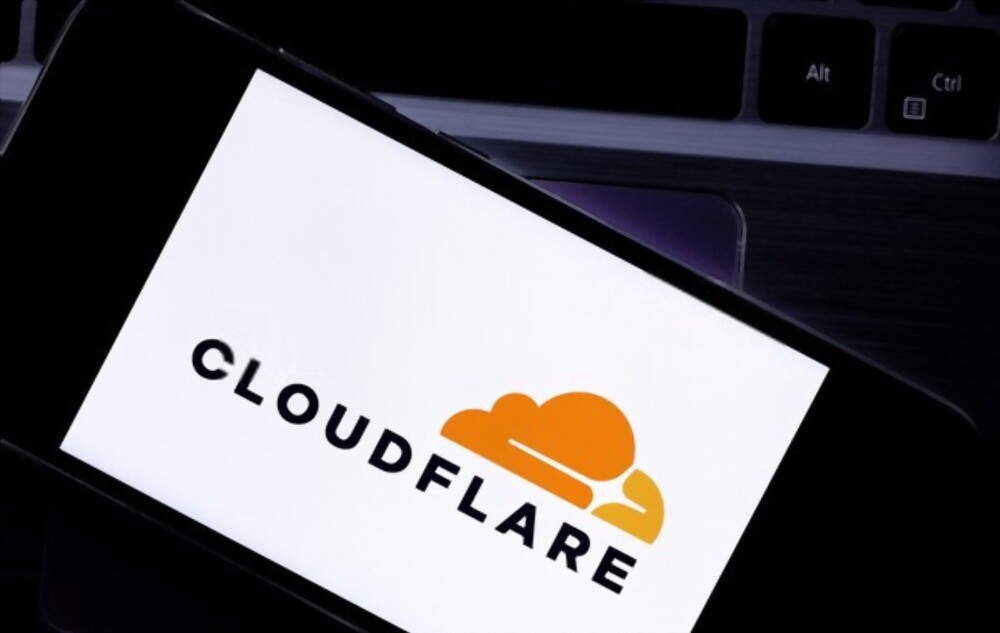 Cloudflare dapat melindungi website dari traffic berbahaya