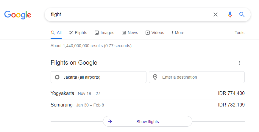 Google flight untuk mengetahui rute penerbangan serta biayanya
