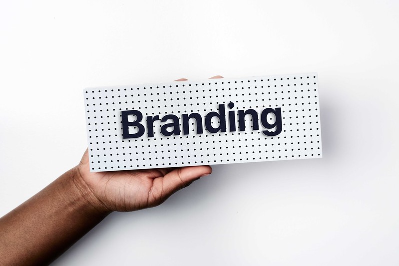 Menggunakan Nama Domain Untuk Membangun Branding Online - Tutorial Digital Marketing, Website, & Bisnis Online - Exabytes pentingnya domain untuk membangun branding online