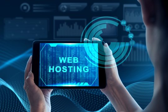 Jaga Domain dan Hosting Anda Tetap Bersama, Ini Alasannya