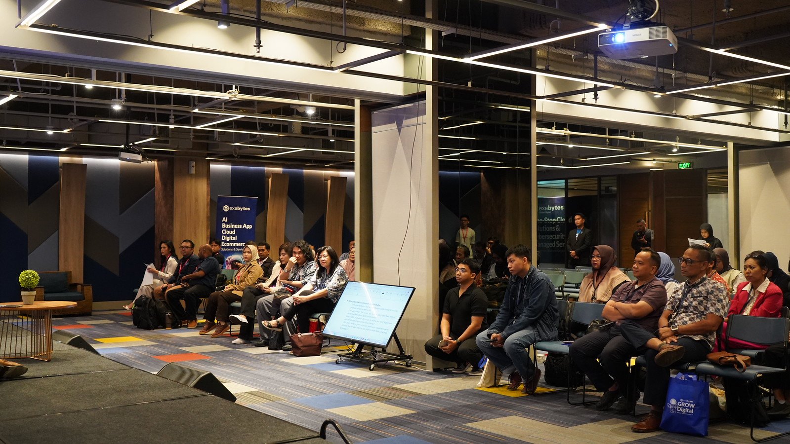 SME DigitalFest 2025: Mendorong UMKM Go Digital Lewat Konsistensi dan Pemanfaatan AI - 2025